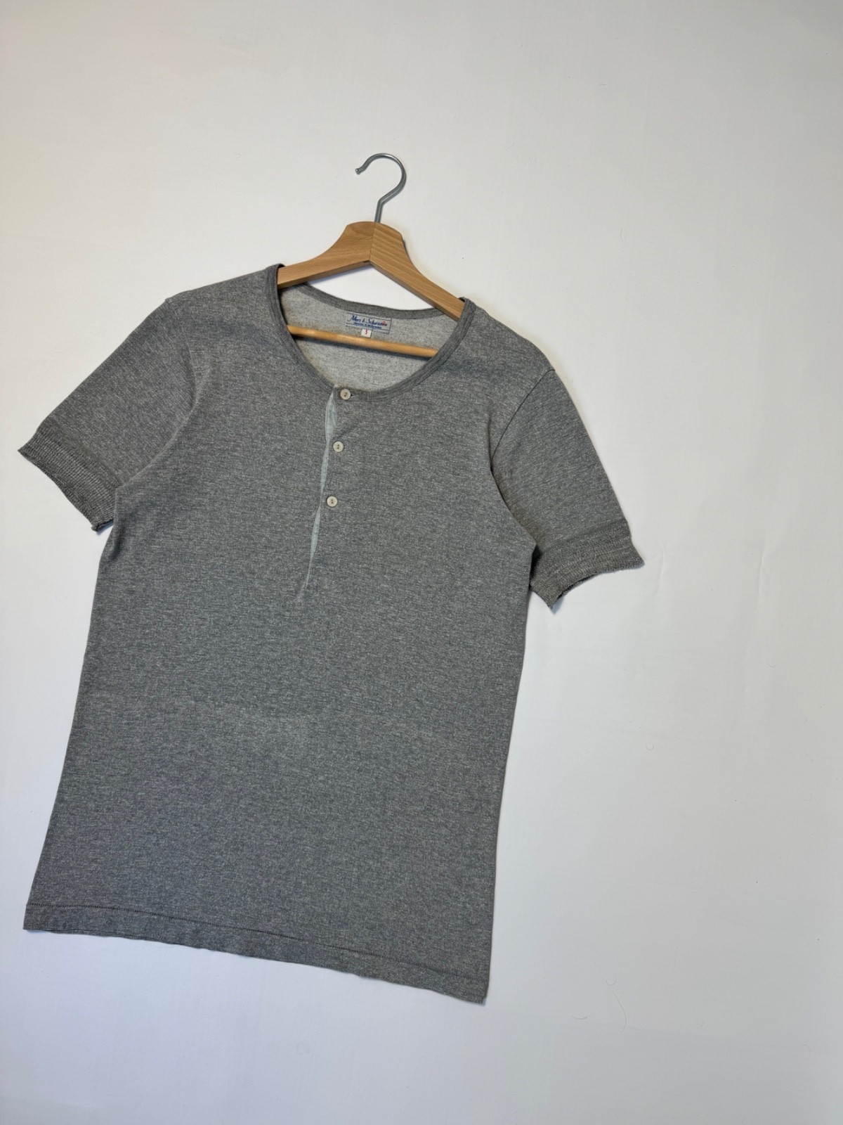 Merz b. Schwanen Men’s Gray Short Sleeve Henley T-Shirt Size 5 M 100% Cotton gallery