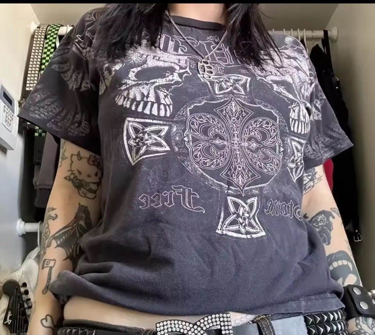 Black Skull Graphic Print Crew Neck Short Sleeve T-Shirt Unisex One Size gallery