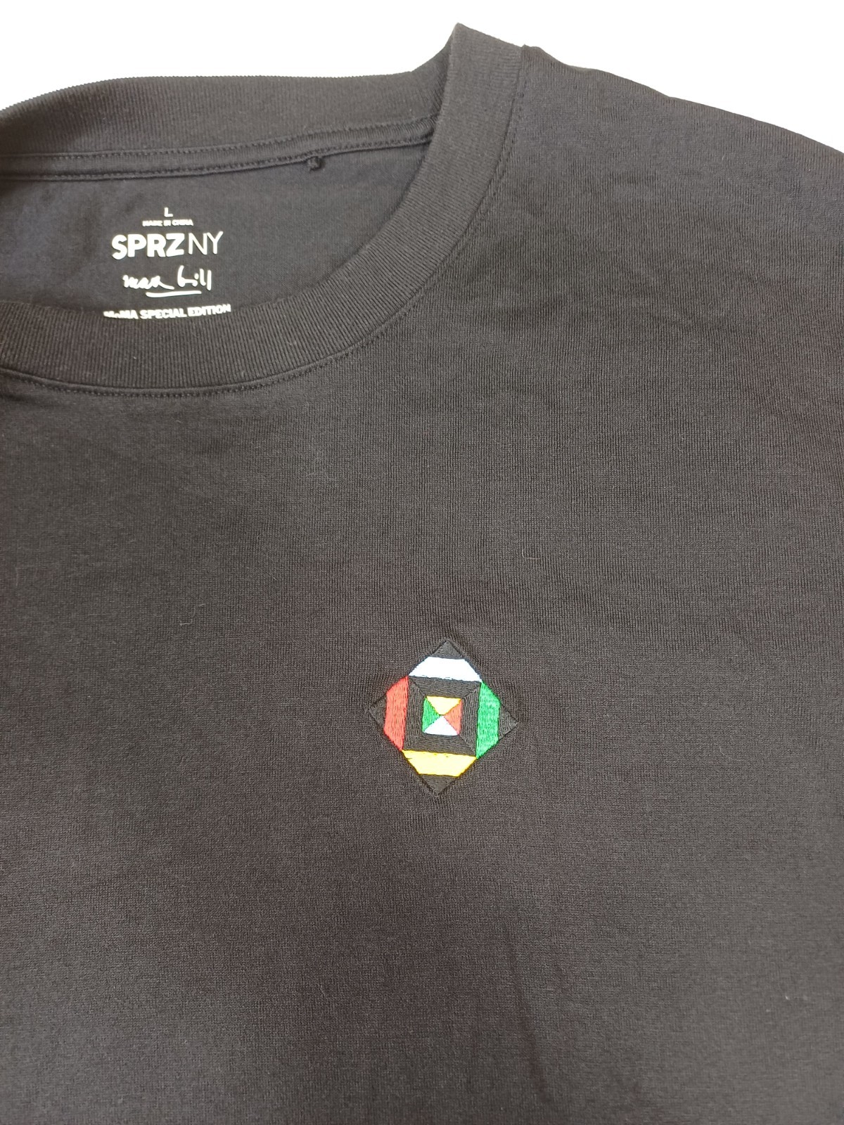 Uniqlo SPRZ NY MOMA Museum Of Modern Art MCM Designer Tee Large Black Mens EUC gallery
