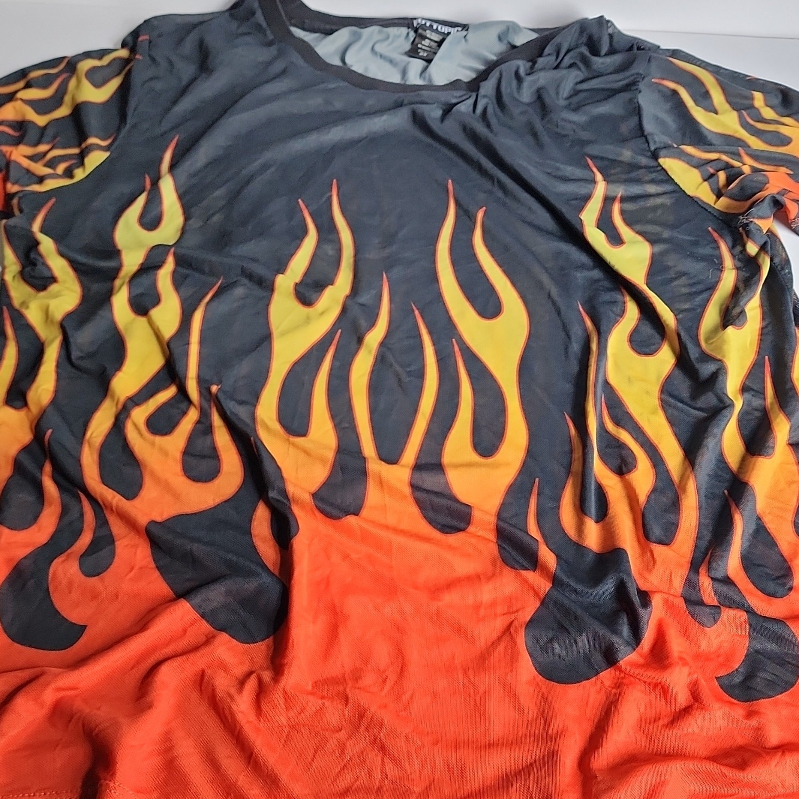 Hot Topic Flame Graphic Crew Neck Short Sleeve T-Shirt 2X Sheer Stretch