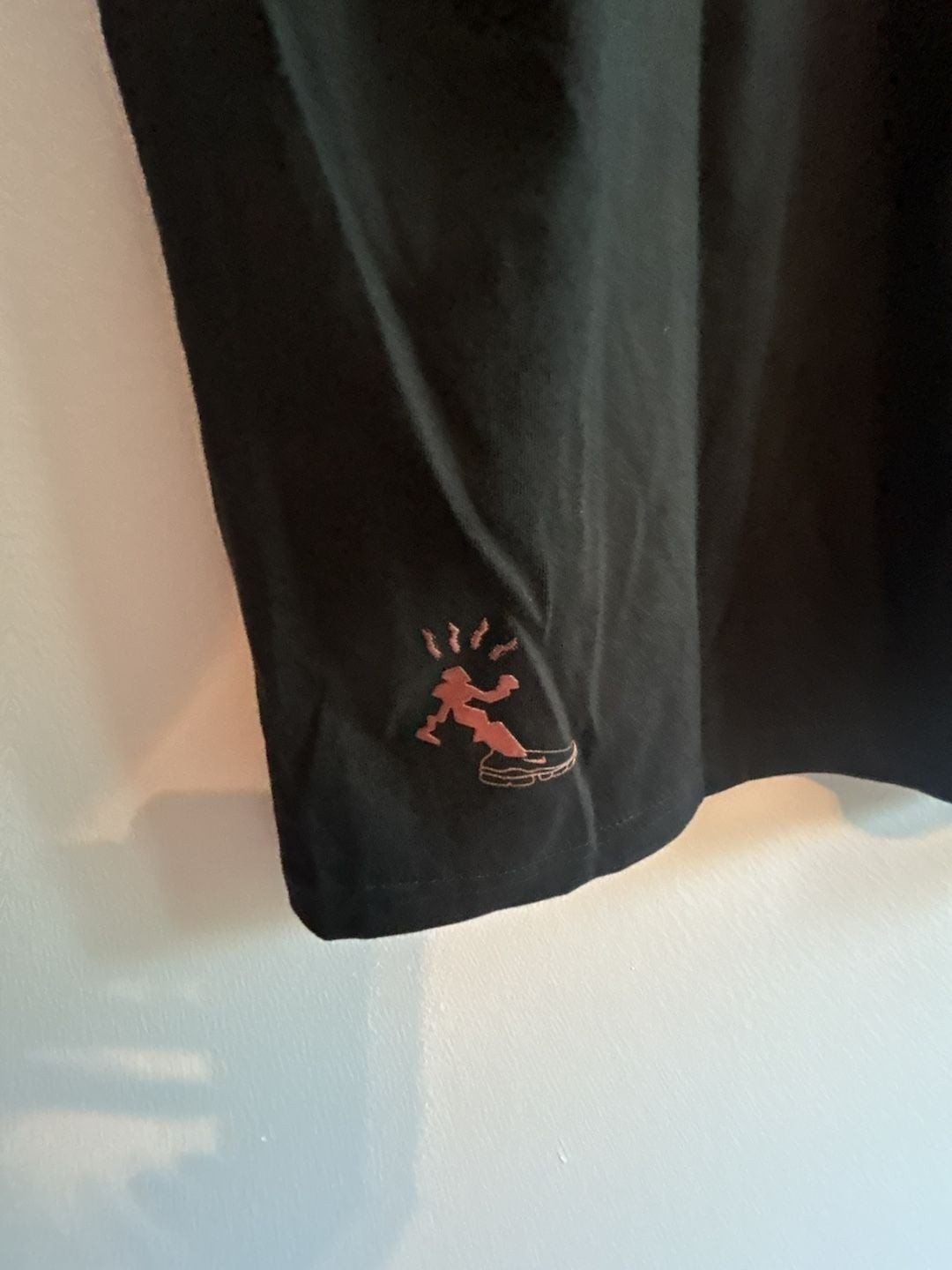 Nike Air Max Loose Fit Graphic T-Shirt Black Size M gallery