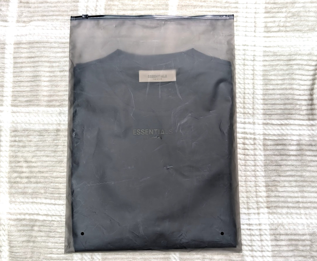 Fear of God Essentials Tee Stretch Limo Men's M Oversized T-Shirt NWT SS22 gallery