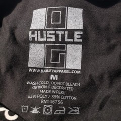Bailey Apparel Legendary Hustle Graphic Hooded T-Shirt Men’s Medium Long Sleeve