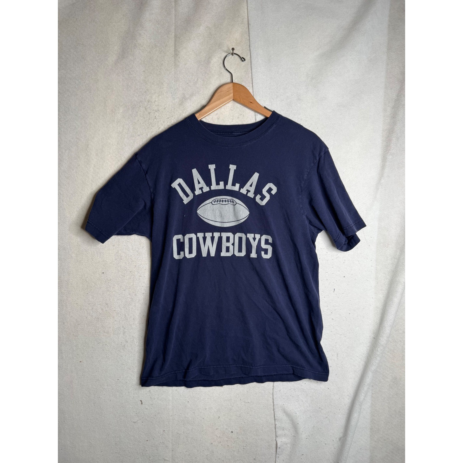Dallas Cowboys Team Apparel Mens Large Navy Blue Graphic T-Shirt Football Cotton