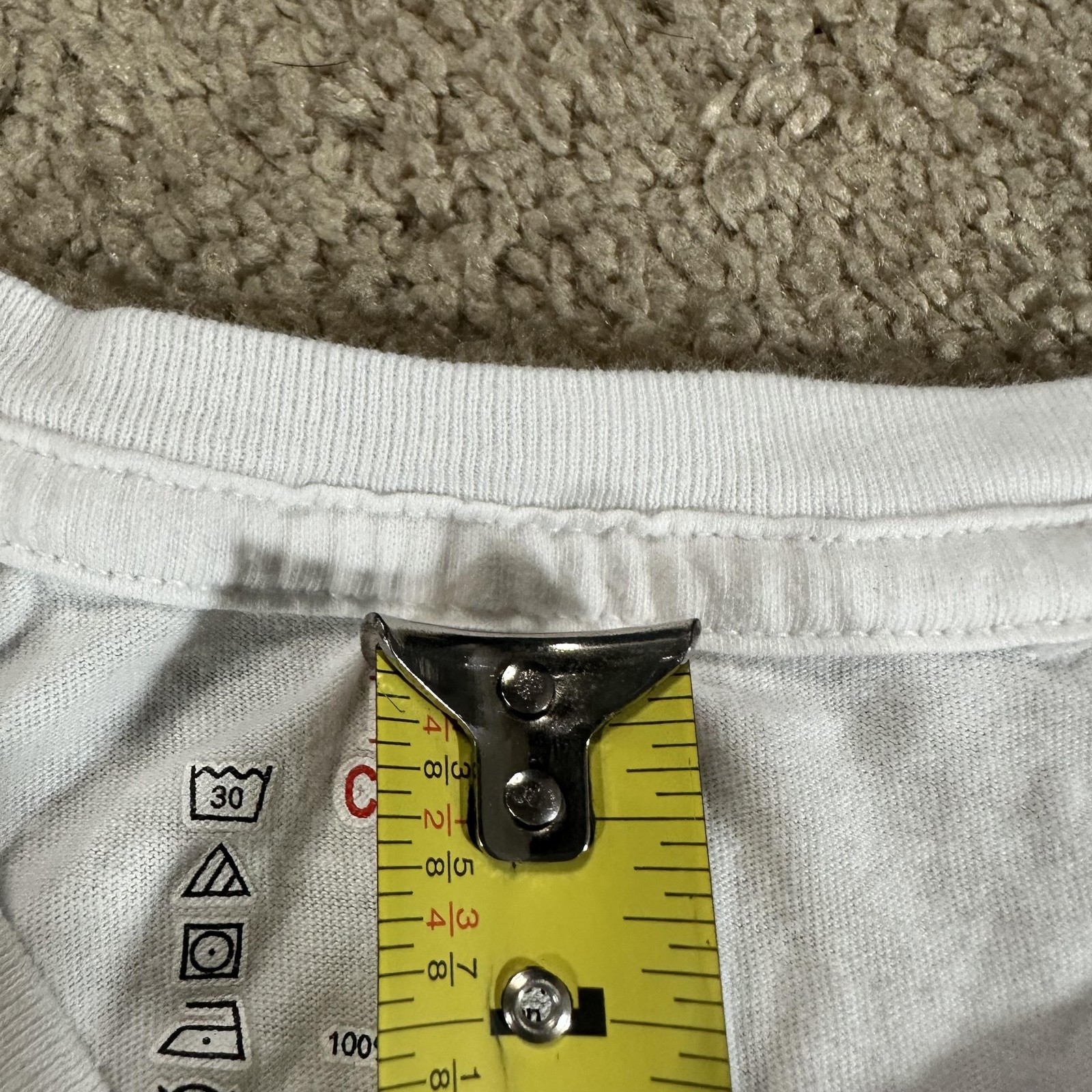 Supreme Shirt Mens Medium White Small Box Logo Hanes ComfortSoft Tagless Tee gallery