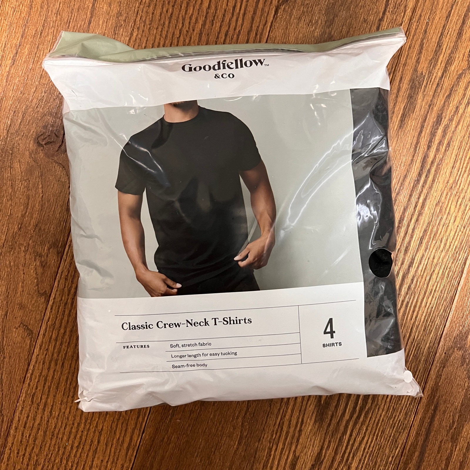 Goodfellow & Co Men's 4 Pack Short Sleeve Crew Neck Undershirt SIZE Large gallery