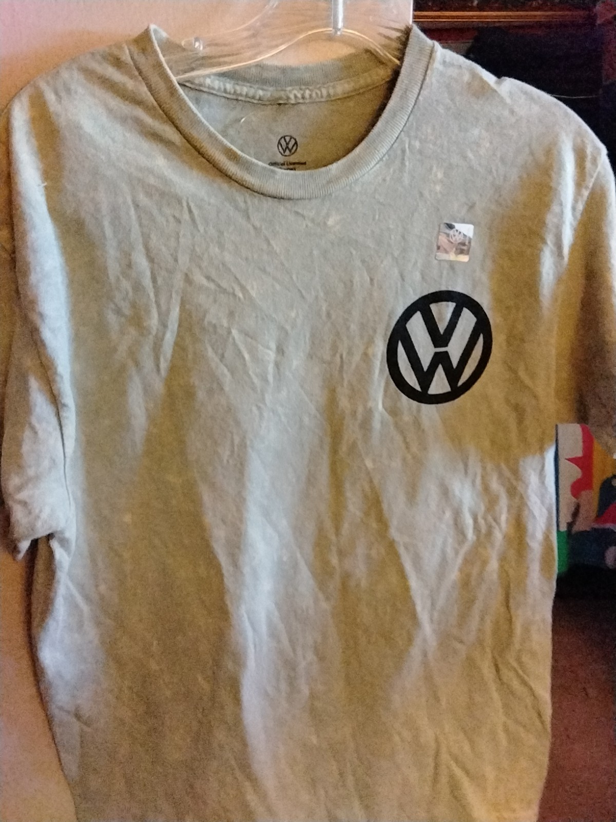 Volkswagen Men's Short Sleeve T-Shirt Acid Wash Green Size MEDIUM Water Dog NWOT gallery