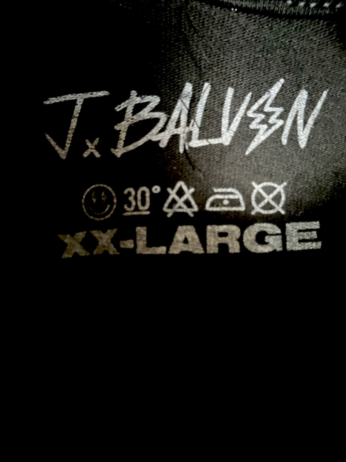 J. Balvin Jose Tour 2022 Official T-Shirt Vibras Smiley Thunder XXL Black ~NWOT gallery