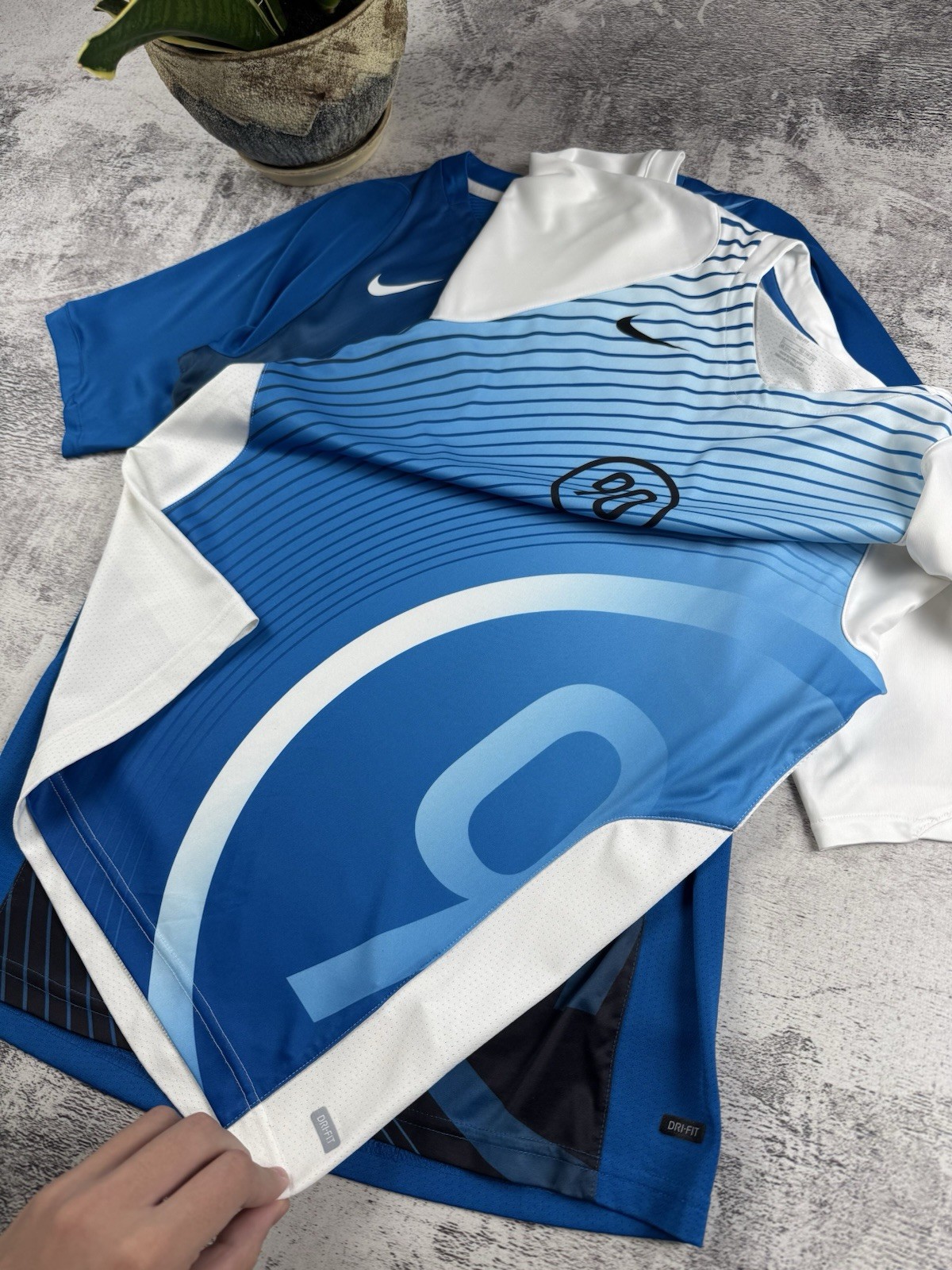 x3 Nike Total 90 Pack T Shirt Men’s Small Soccer Training Y2K Vintage Tee Jersey gallery