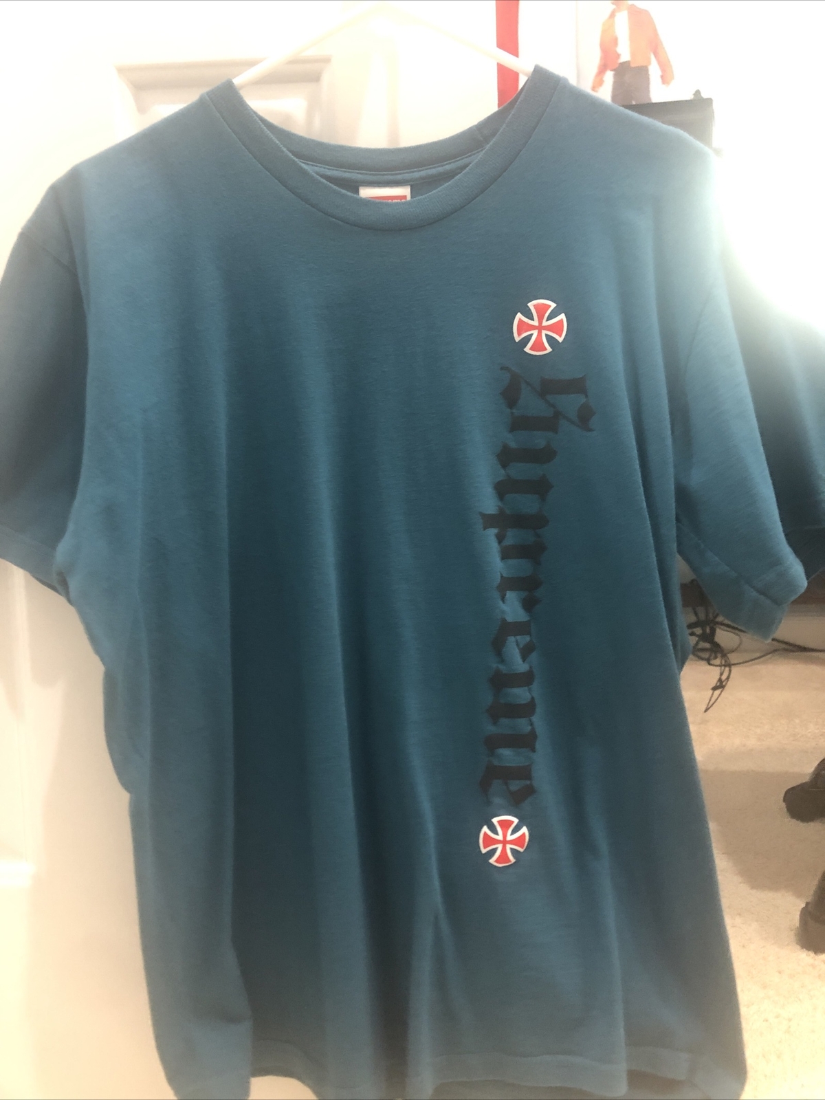 Supreme Independent Tee Slate Blue Size M FW17 100% Authentic SOLD OUT ITEM