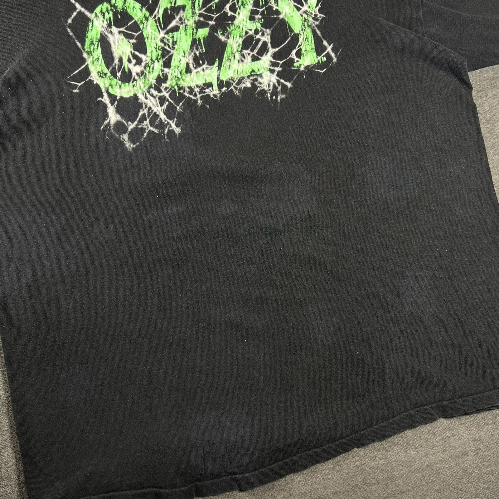 Vintage 1998 Ozzy Osbourne Glow in the Dark Spiderweb Faded Black T-Shirt gallery