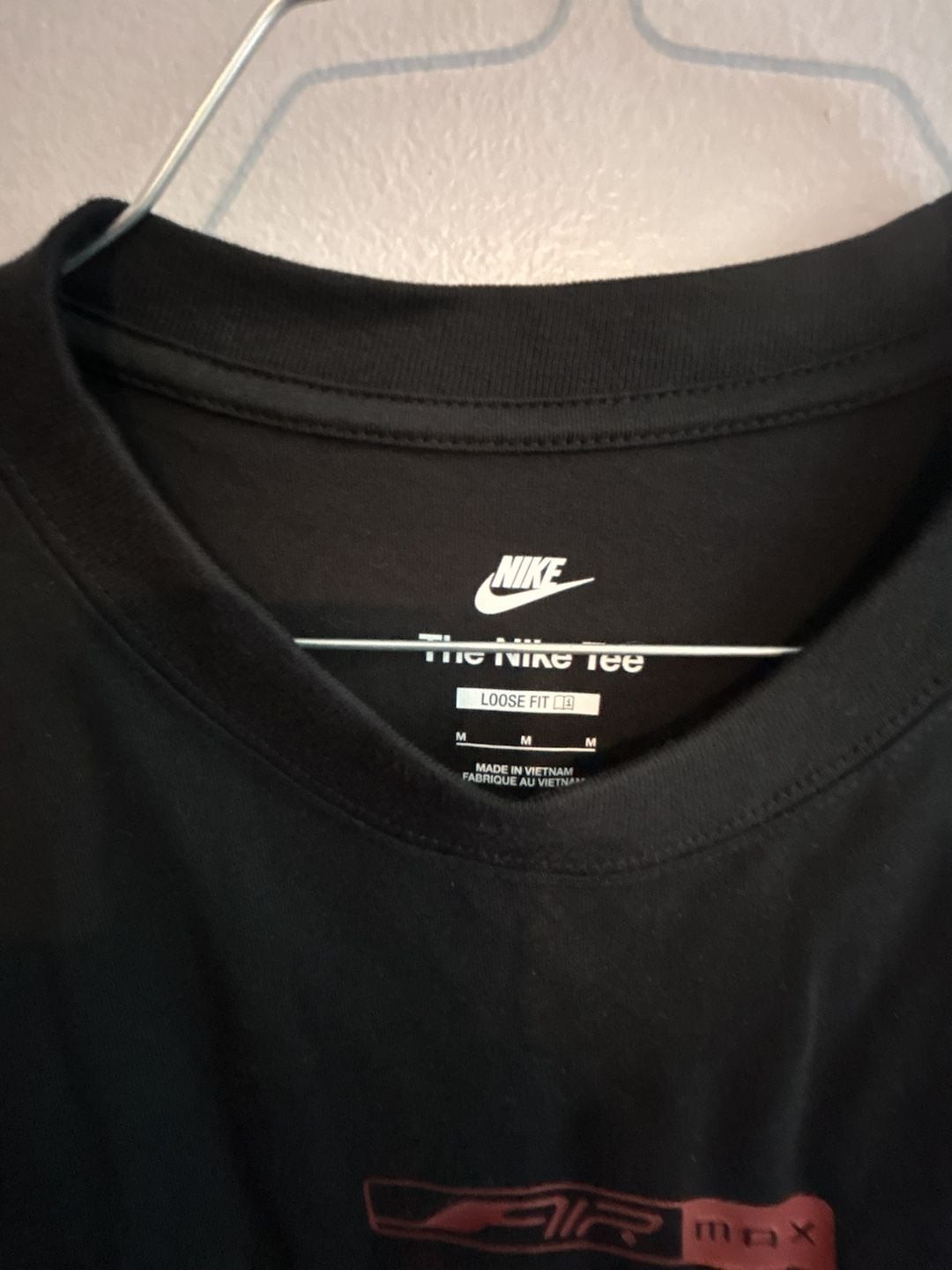 Nike Air Max Loose Fit Graphic T-Shirt Black Size M gallery