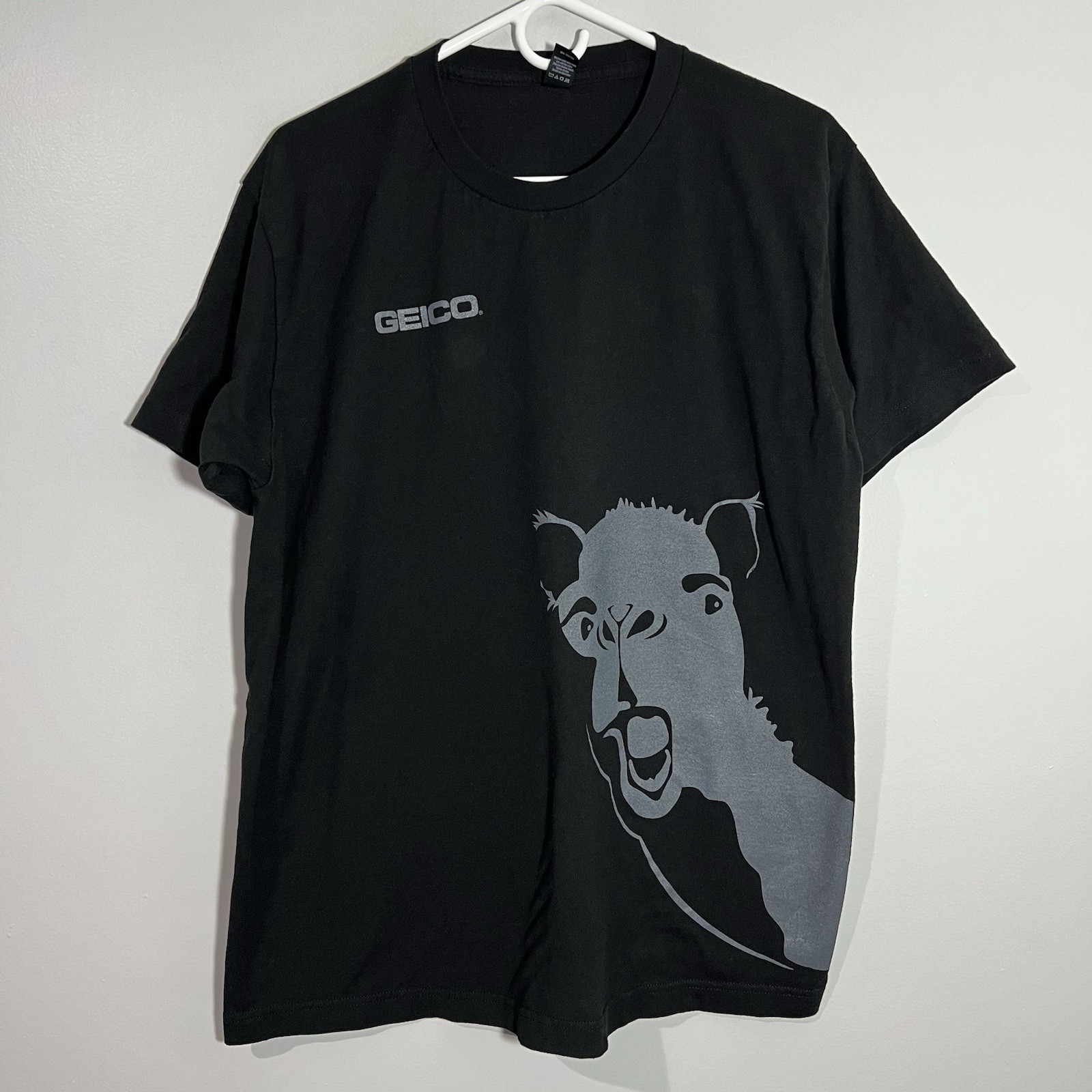 Geico Llama TV Commercial Black Silver Short Sleeve T-Shirt Mens Large