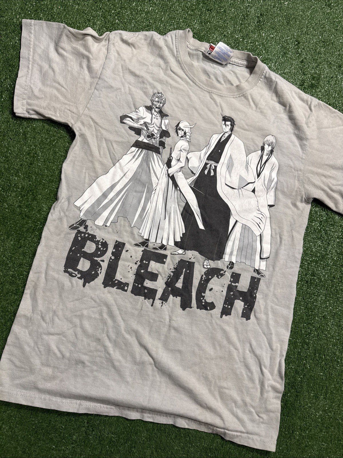 Vintage 2000s RIPPLE JUNCTION BLEACH ANIME T-SHIRT Size Small RARE gallery