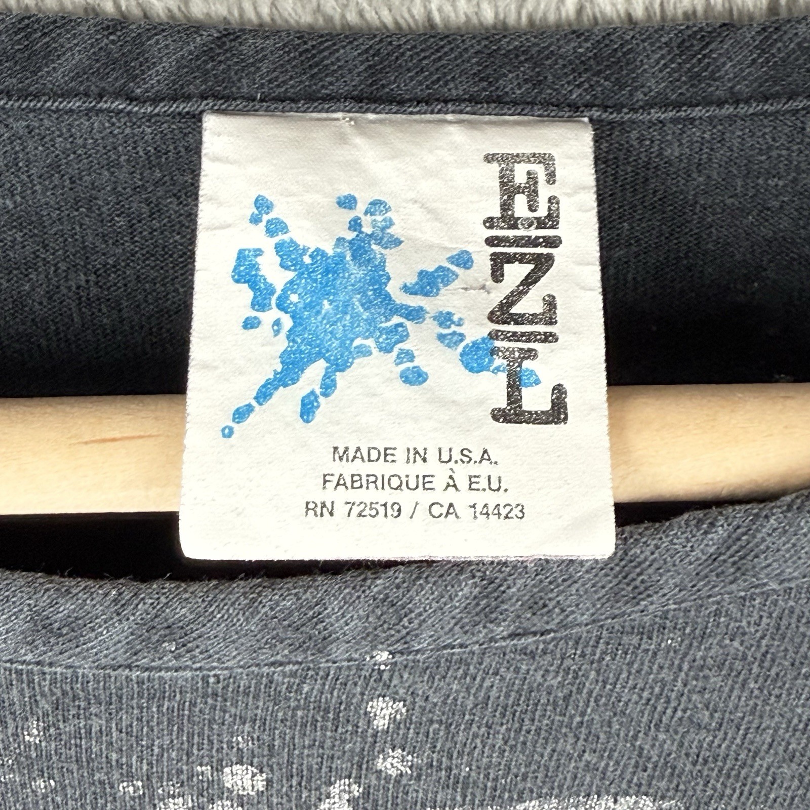 EZL Painted Glitter Shirt Mens L One Size Vintage 90s Tribal Hip Hop Colors gallery