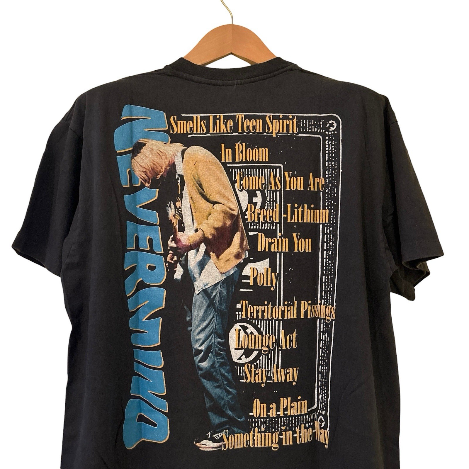 Nirvana 90s Nevermind Grunge Kurt Cobain Band T-shirt Reprint XL gallery