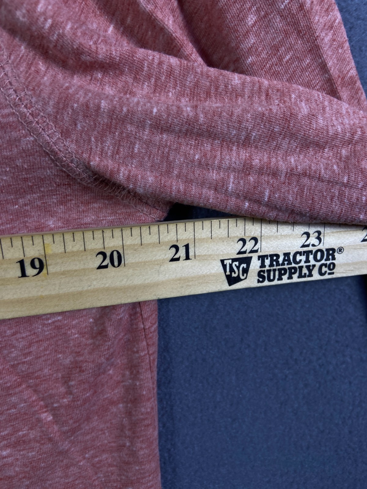 Hollister California Men's Red Hooded Tshirt Medium Surf Beach Lightweight EUC! gallery