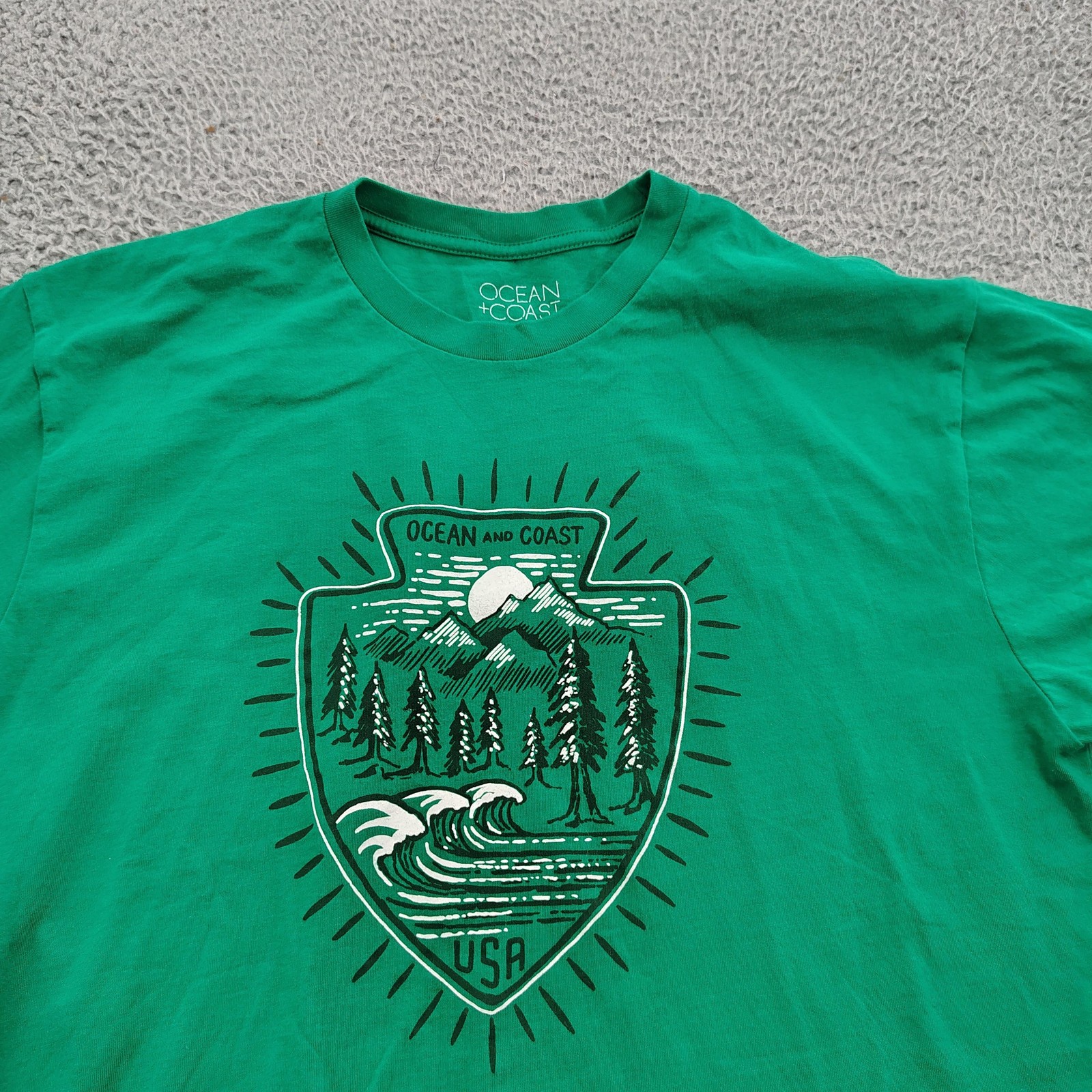 Ocean + Coast Shirt Mens Large Green Graphic Tee USA Nature Beach Outdoor gallery