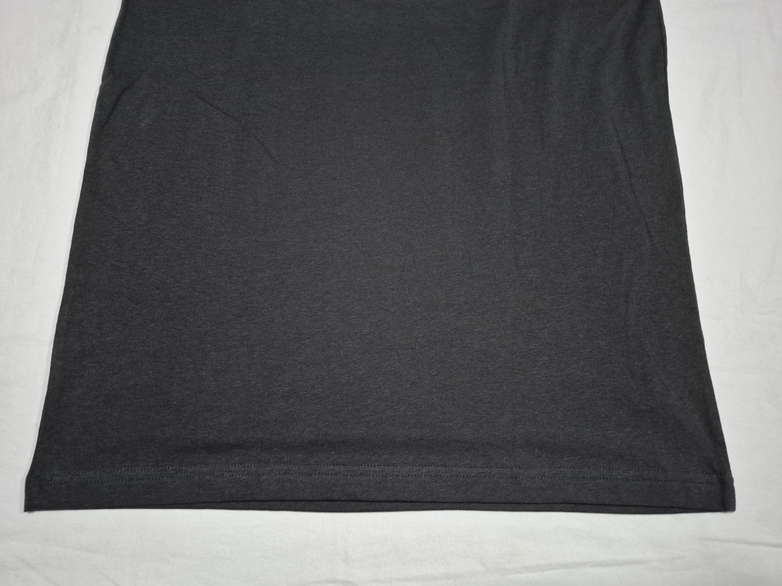 Columbia Men's Outdoor Graphic Tank Top Black Sleeveless Sports Athletic Gym gallery