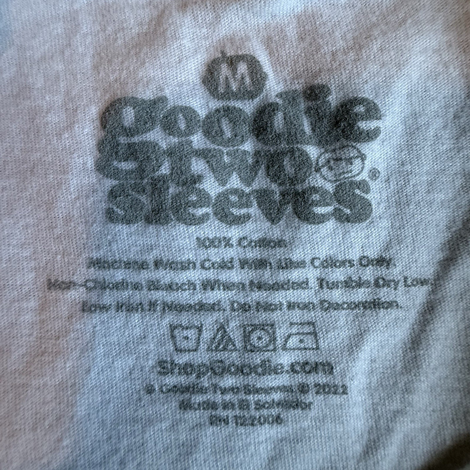 DAVID BOWIE & DEBORAH HARRY T-Shirt 2022. MEDIUM Goodie Two Sleeves Preowned NV gallery