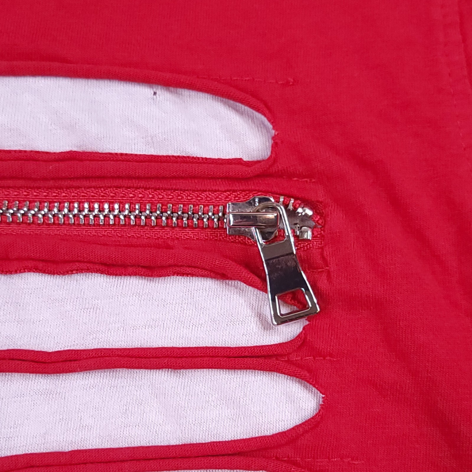 Switch Remarkable Men's Medium Razor Cut Zipper Short Sleeve Shirt Red White gallery