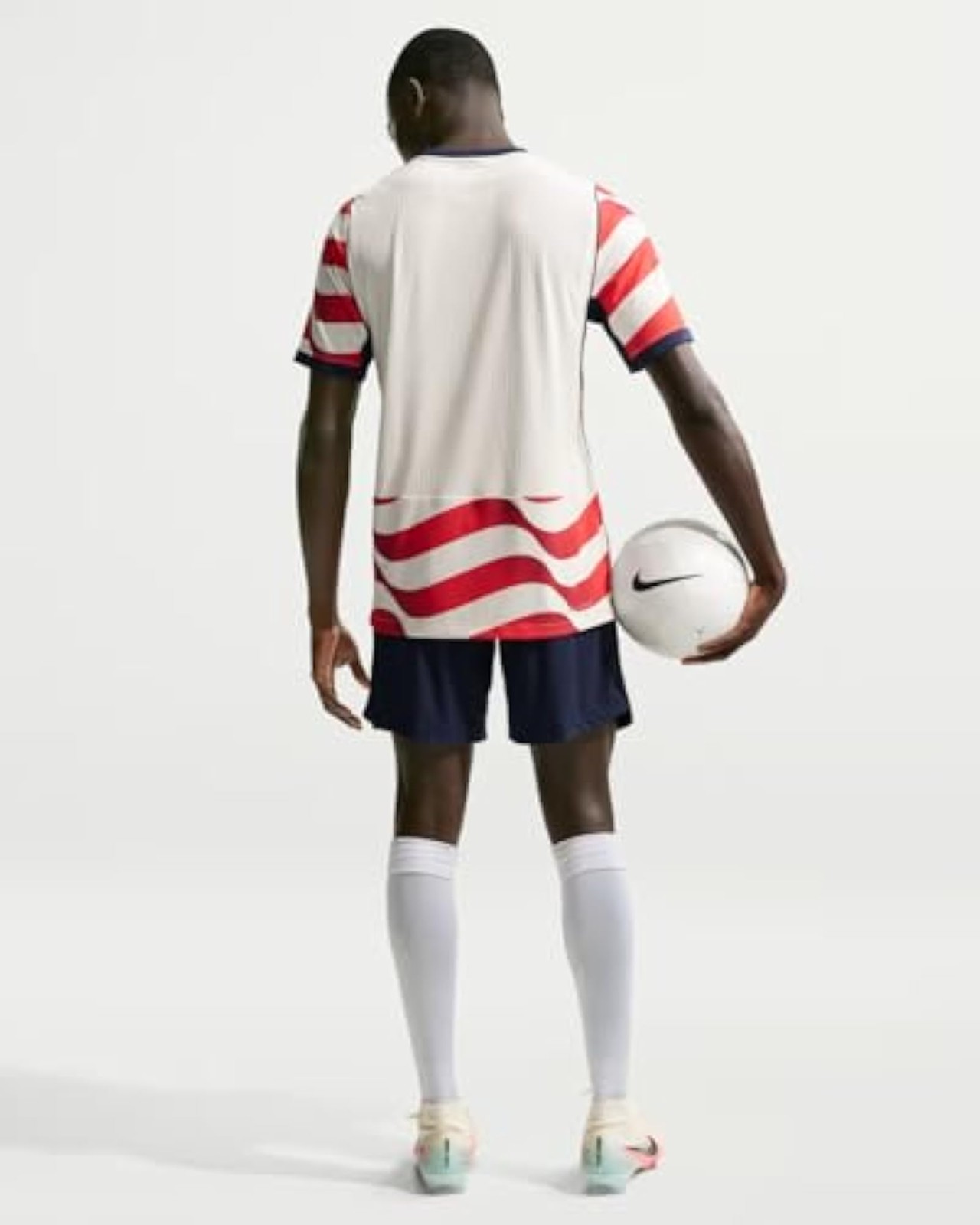 Nike US Men’s National Team Home 2026 Aero-FIT Soccer Authentic Jersey IB5183-13 gallery
