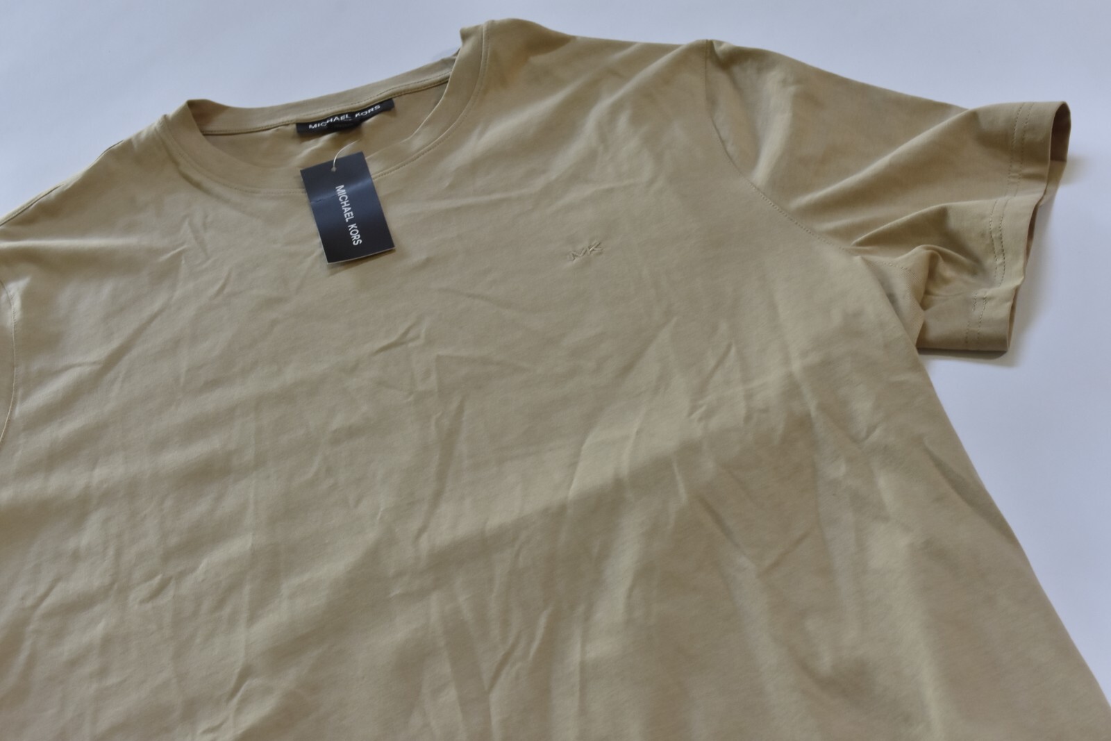 Michael Kors Men's Tee Shirt Size M Sand Brown - Textured Fabric gallery