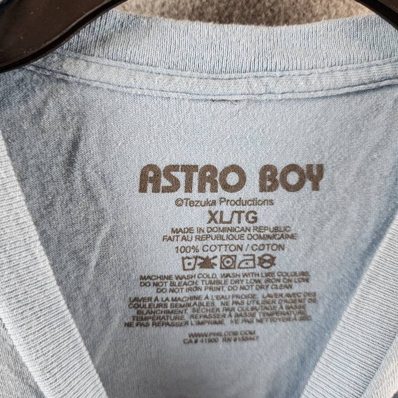 Astro Boy Kanji Graphic Print Tee Mens XL Light Blue Multi Crewneck Short Sleeve gallery