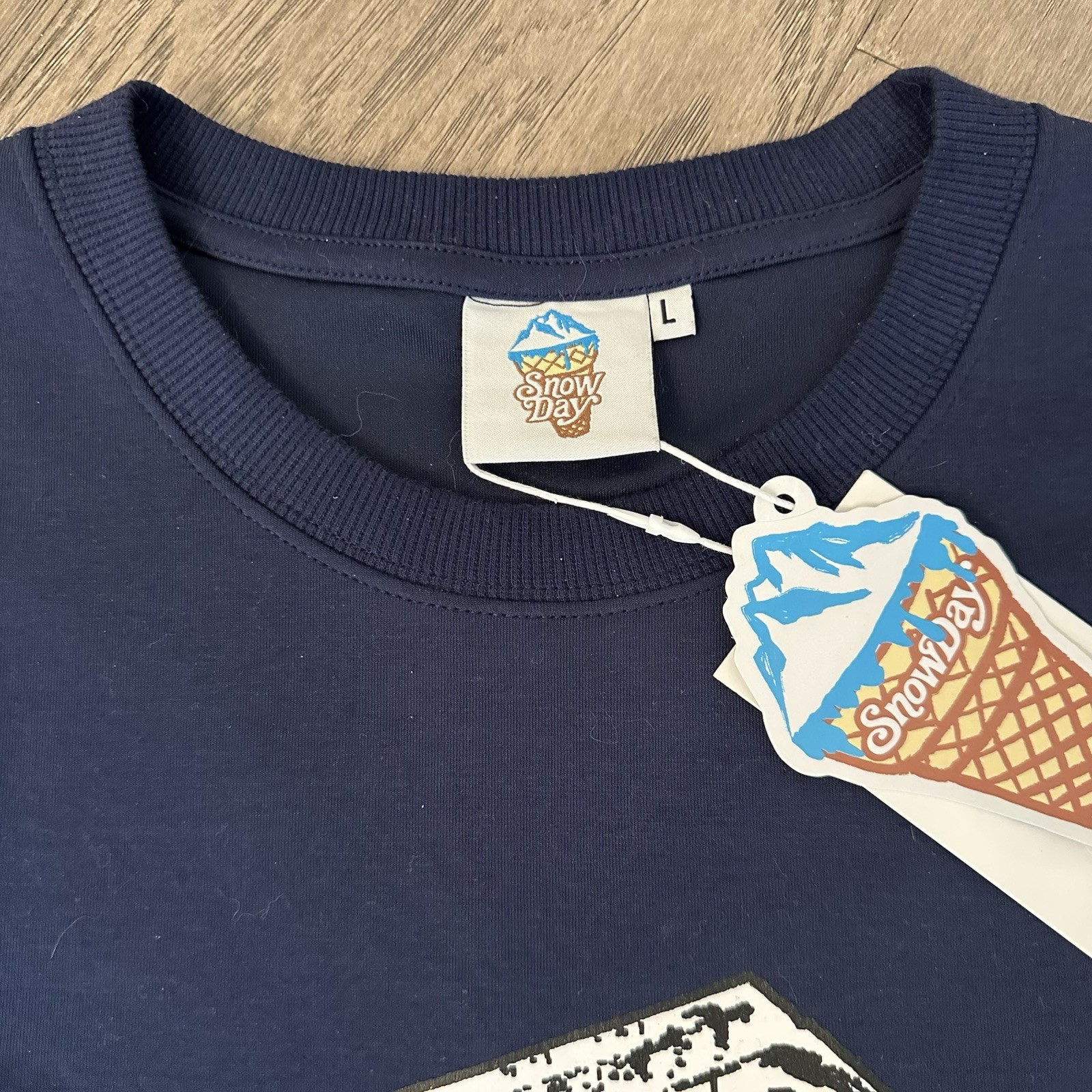 Snowday Blue Sweatshirt - Brand New With Tags - Sz L - Long Sleeve $60 Tag gallery