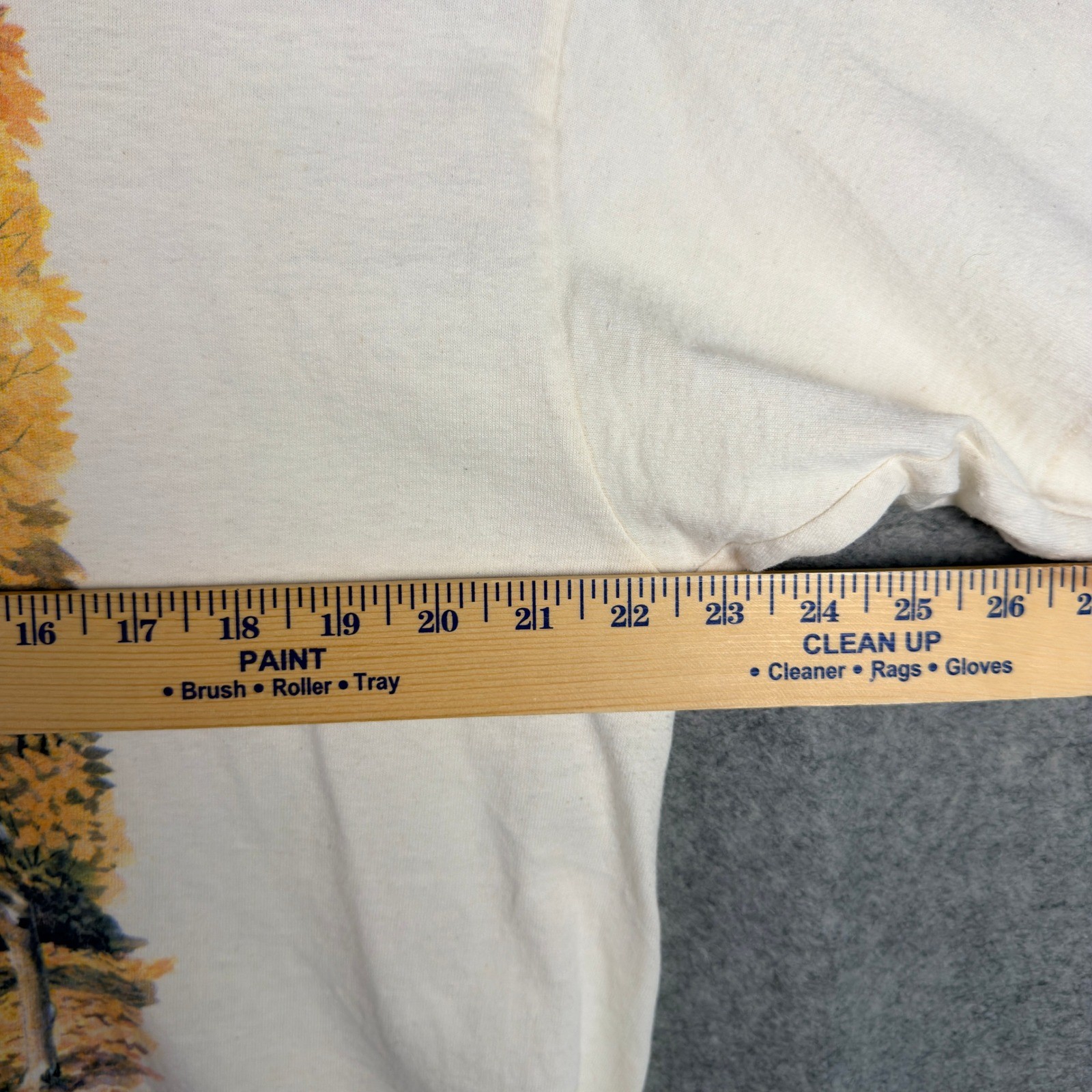 VINTAGE 90s Deer Wildlife T Shirt Mens XL Cream Graphic Hunting Nature Sports gallery