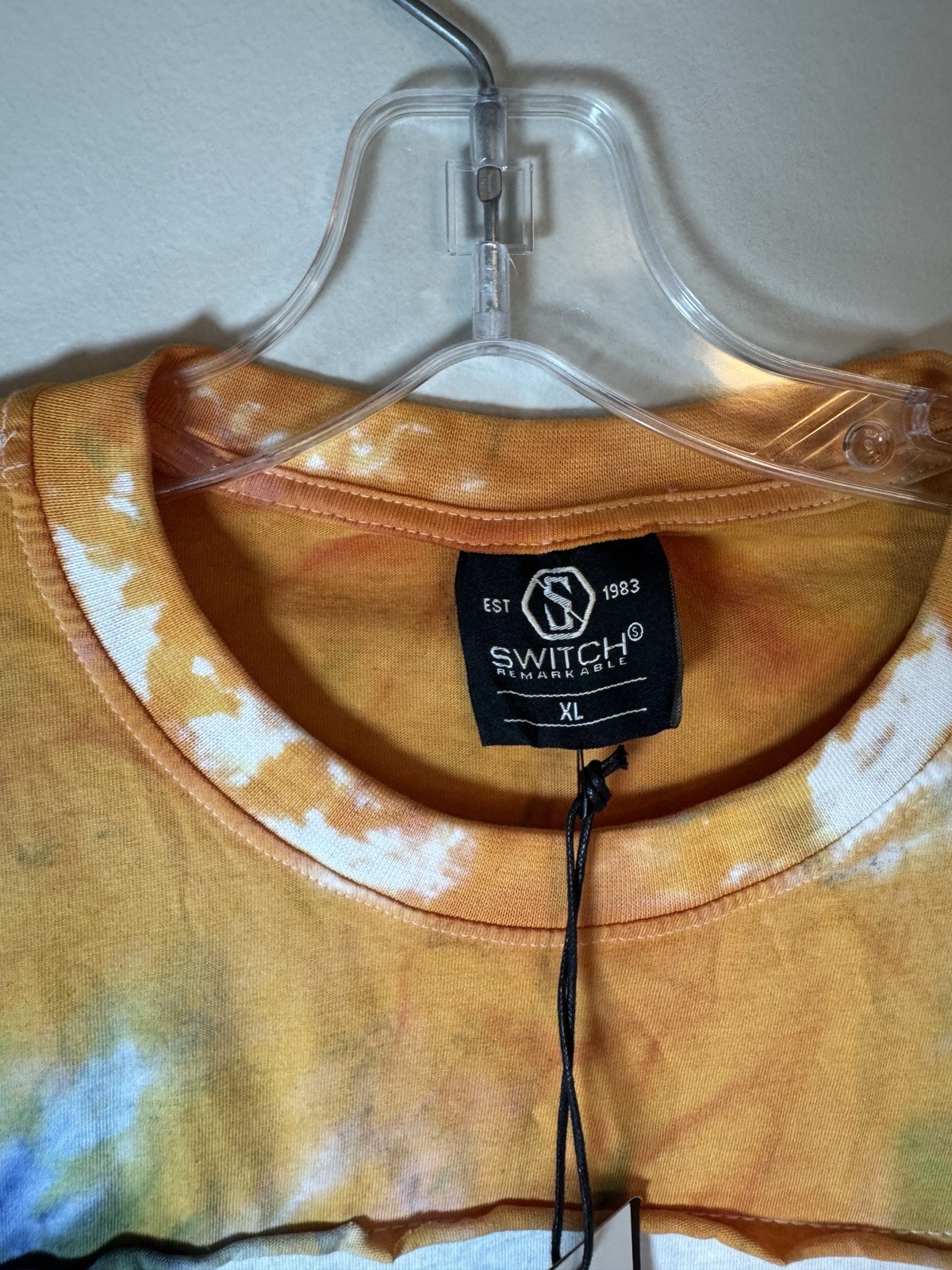 Switch Remarkable Men’s XL Tie Dye Zipper Thrashed Shirt New With Tags NWT gallery