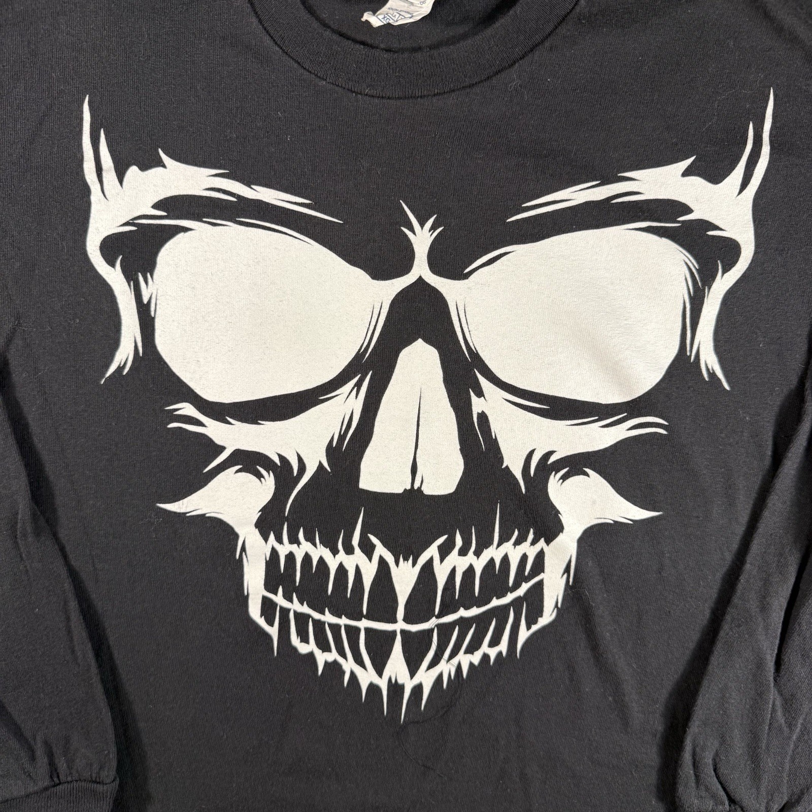 Delta Pro Weight Black Long Sleeve Skull Y2K Vintage Size XL 2000s gallery