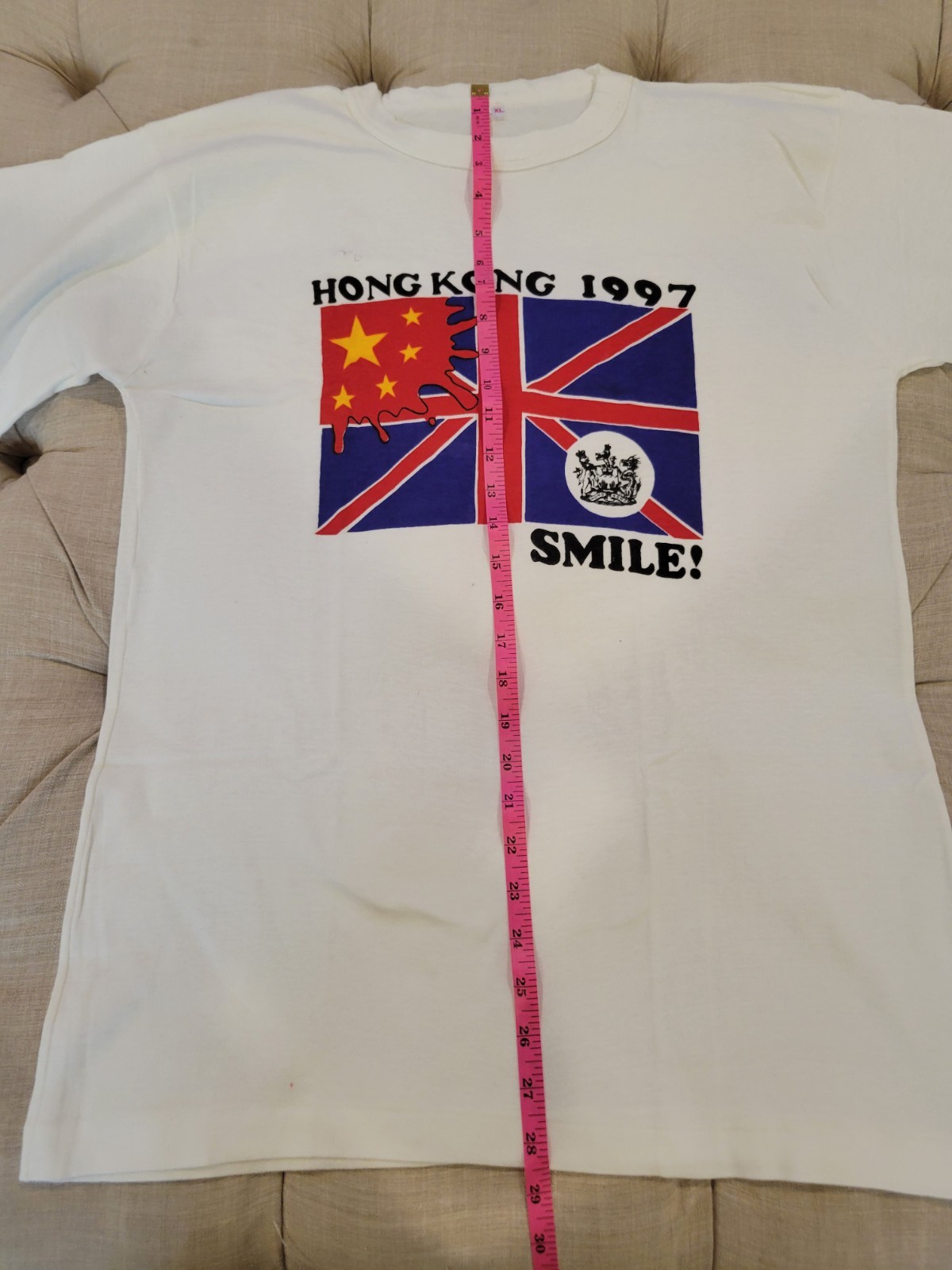 Rare Tshirt Hong Kong 1997 year Great Britain Vintage 90’s Men’s M* gallery