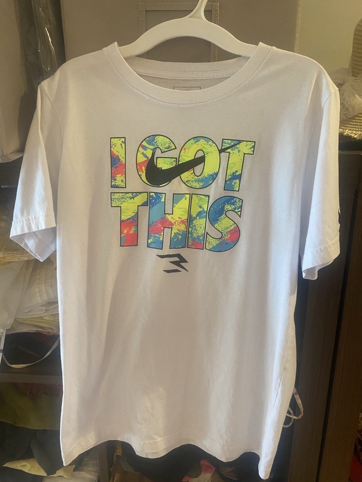 Boys Nike Logo T-Shirt XL White Multi-Color Short Sleeve Tee gallery