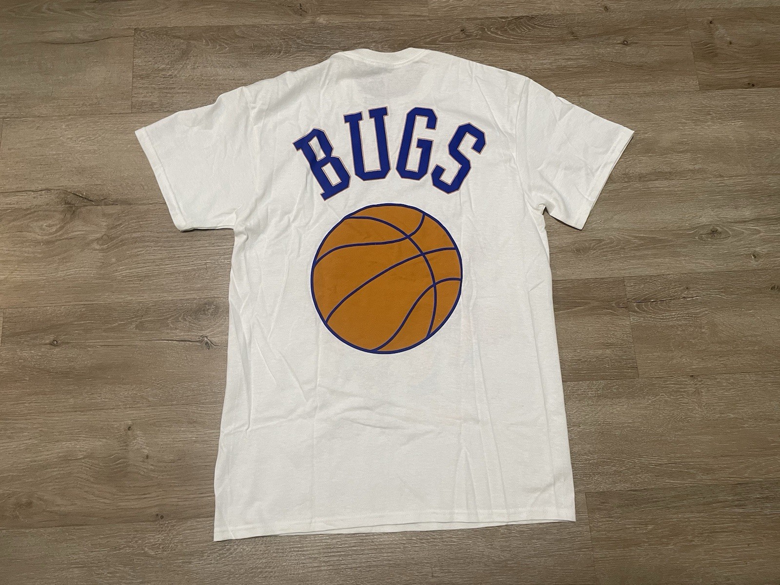 NWOT Tune Squad LeBron James Space Jam Mens Sz M White T-Shirt gallery