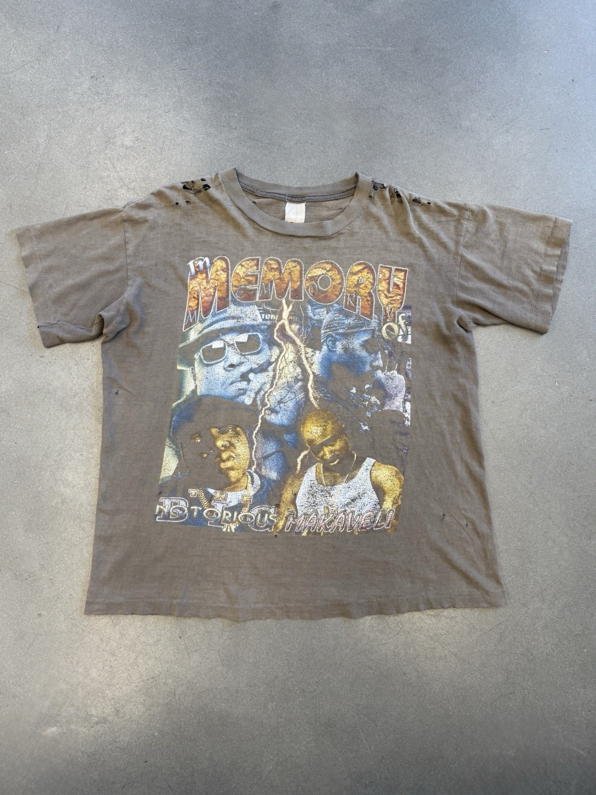 ‘90s Vintage 2Pac & Biggie In Memory Of Stop The Violence Faded Rap Tee gallery