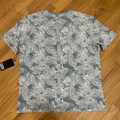 Como Man Men’s Large Ginkgo Leaf Print Henley Shirt Blue White Short Sleeve NWT