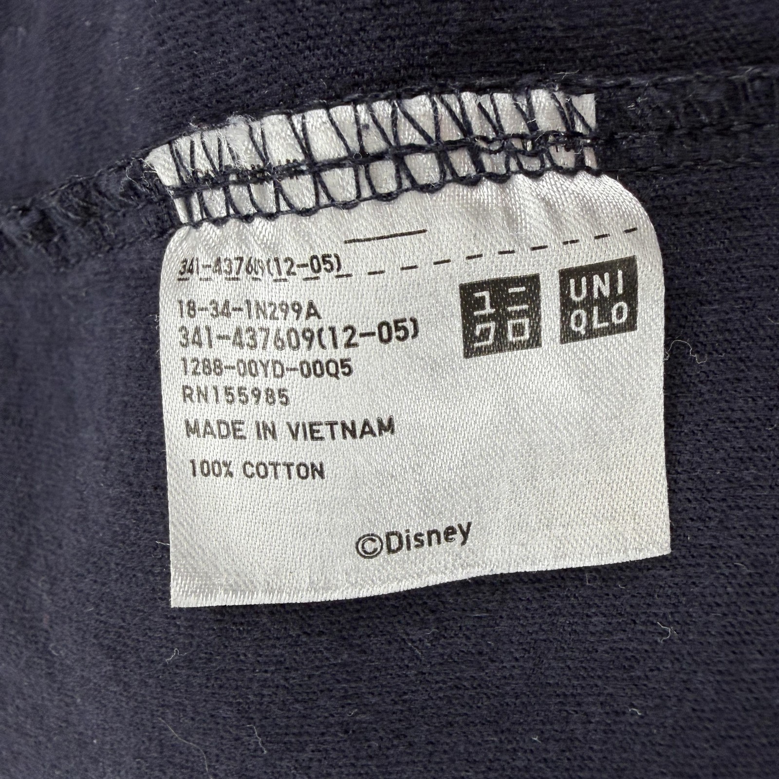 Uniqlo UT Mickey Mouse Shirt Mens Medium Blue Pocket Graphic Feet Tee T-Shirt gallery