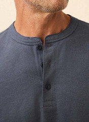 Faherty waffle henley NWT medium
