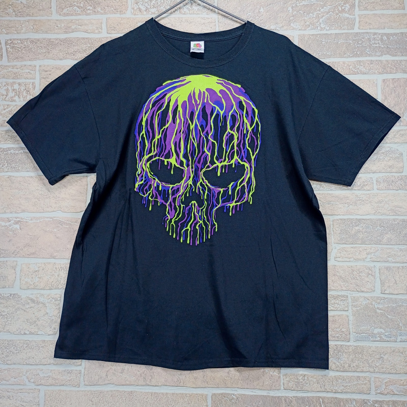 Wax Dripping Skull Graphic Men’s XL Black T-Shirt Cotton Crew Purple Green