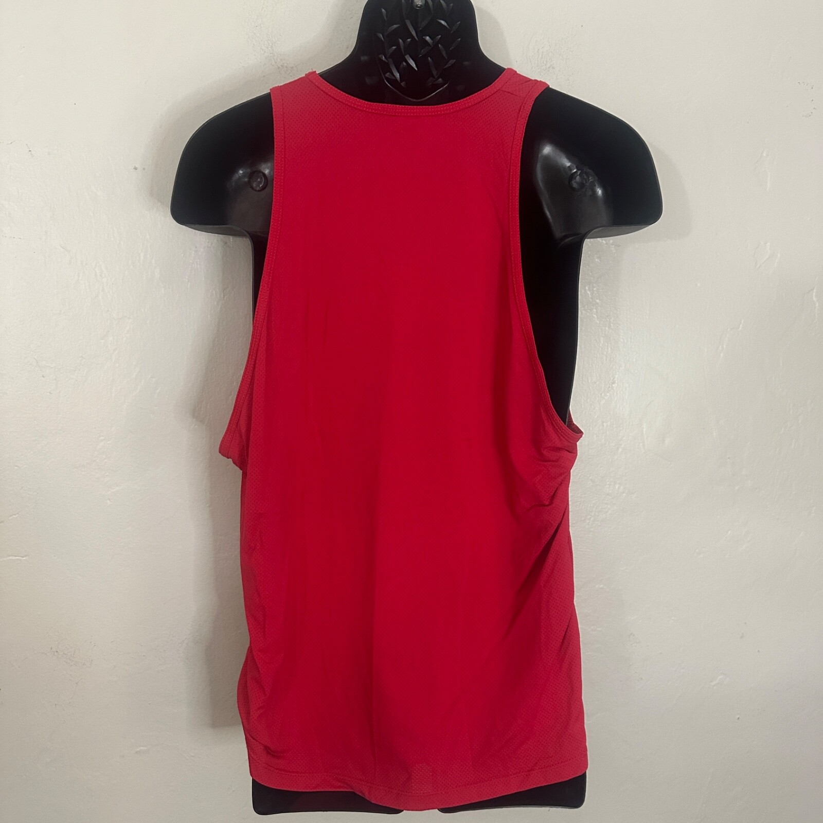 Tulio Mesh Tank Top Large Gently worn 100% polyamide pinpoint mesh 21" armpits gallery