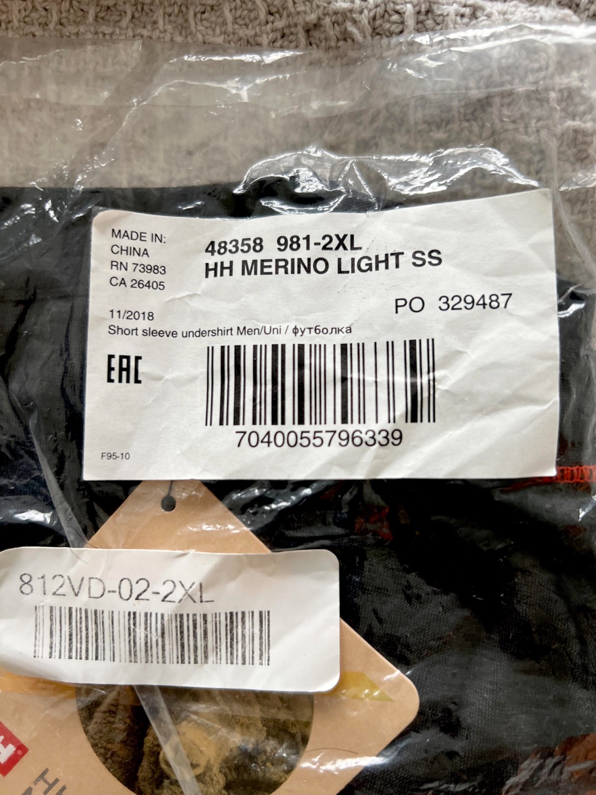NEW Helly Hansen Merino Light Shirt XXL 100% Merino Wool Black Base Layer TShirt gallery