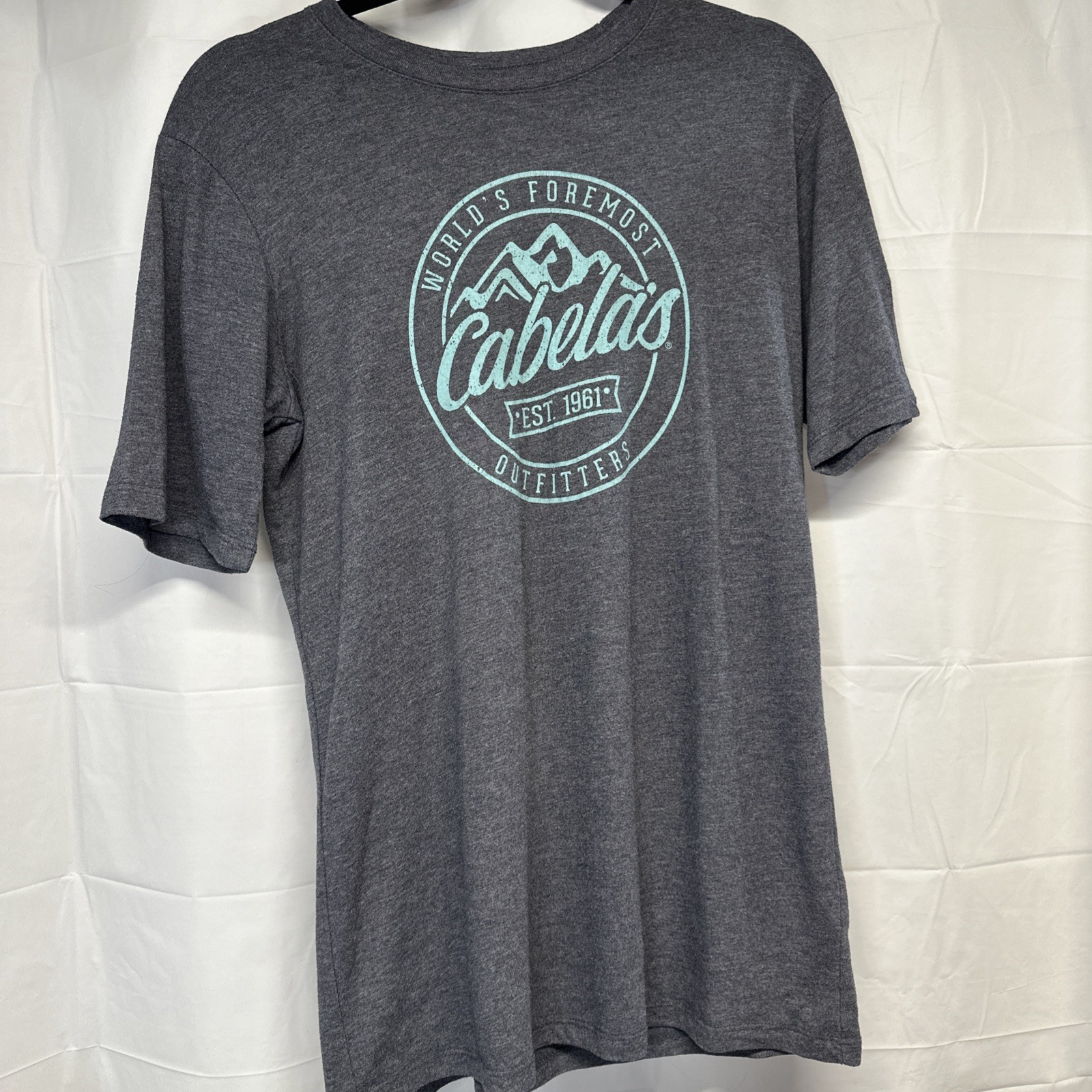 Mens T-Shirt Sz Medium. Cabelas. Graphic Tee. gallery