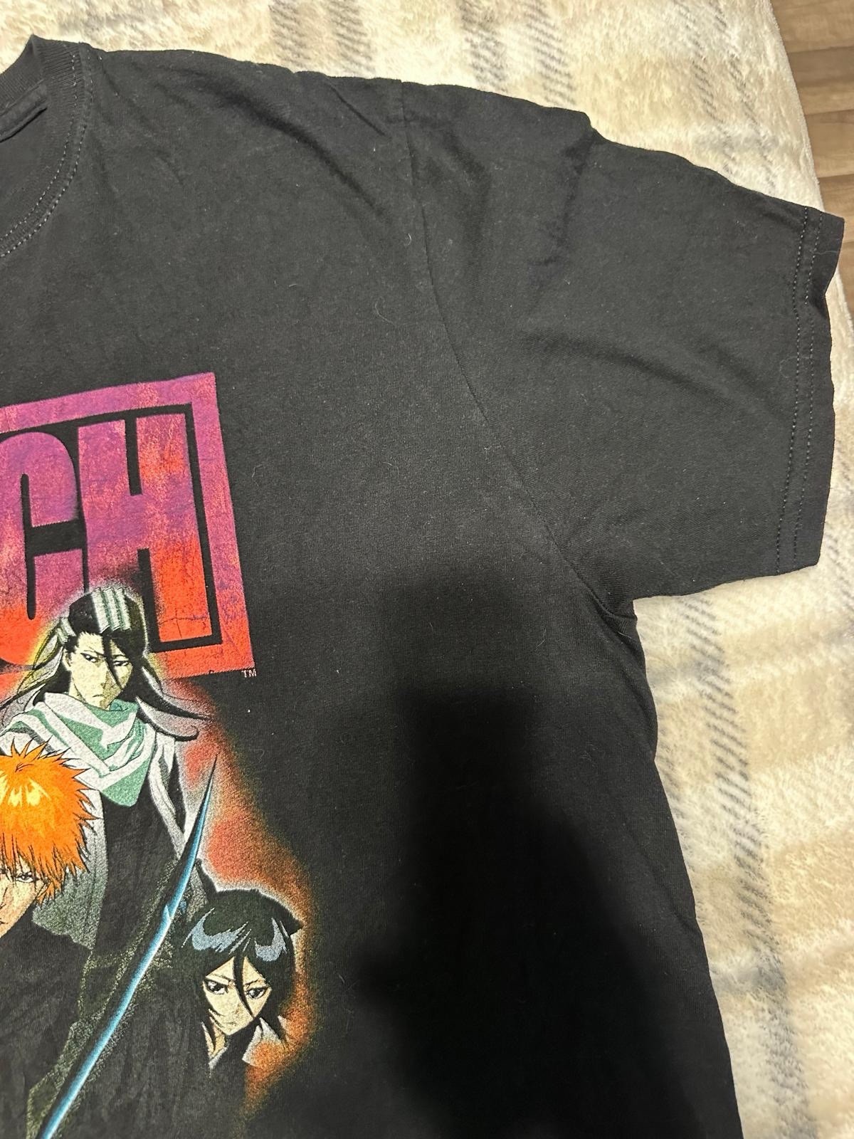 Ripple Junction Bleach anime t-shirt Preowned Size Large gallery