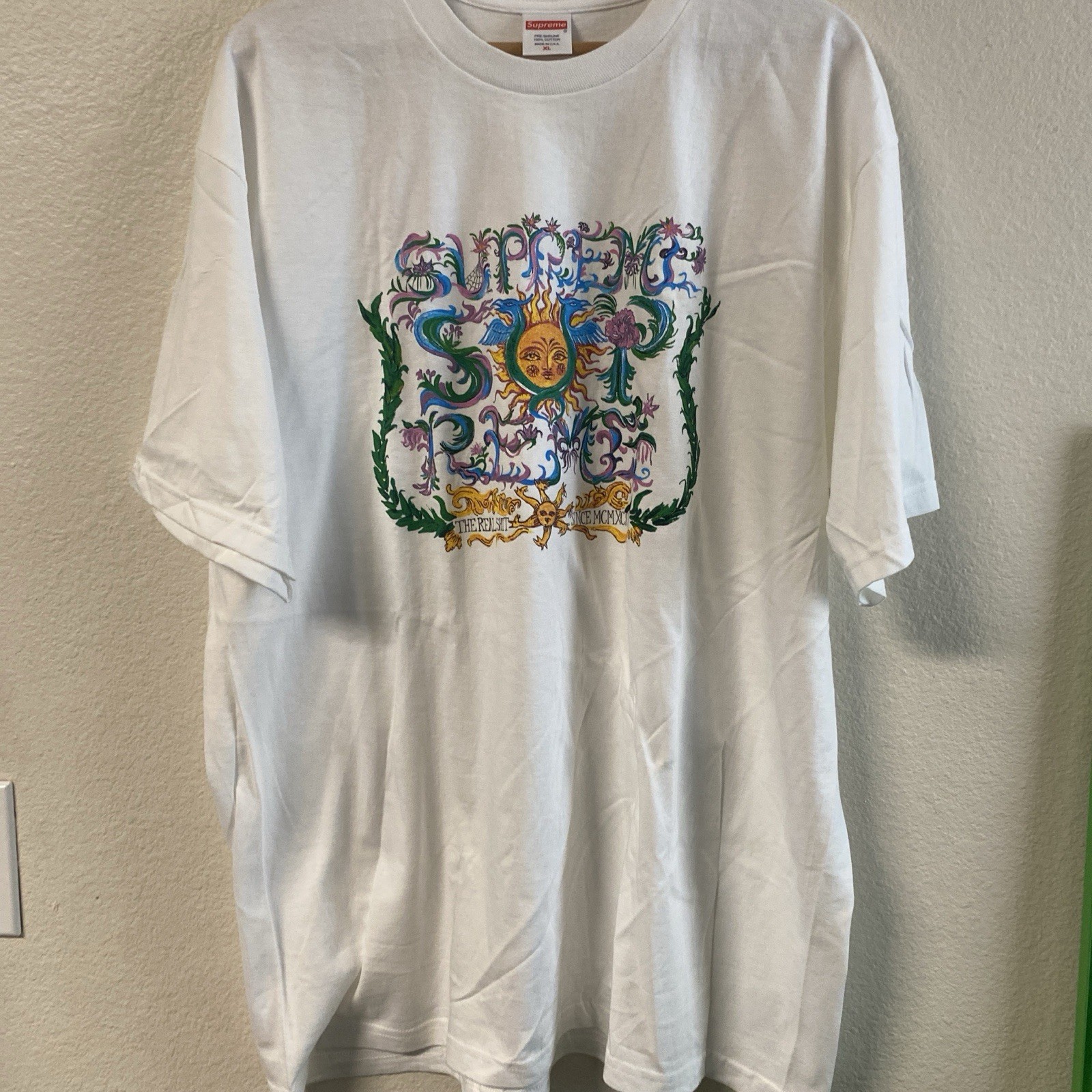 Supreme Crest T Shirt SS24 Size x Large White 100% Authentic gallery