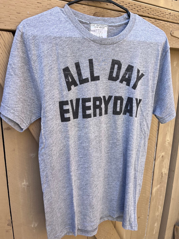 KID DANGEROUS Grime Couture All Day Everday Gray TShirt- Men’s Sz S