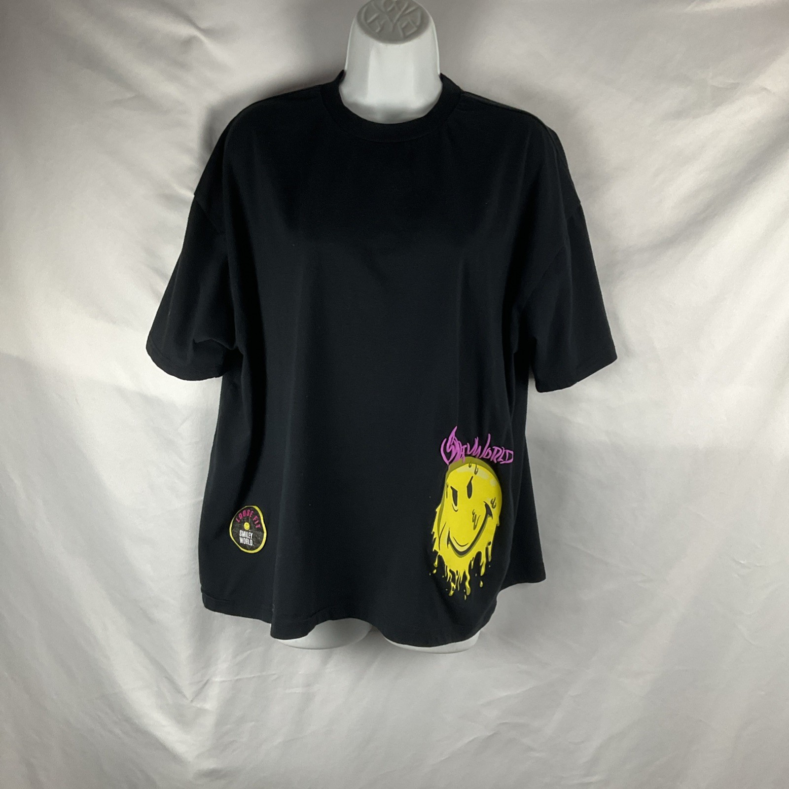Smiley World Mens Size Medium T-Shirt Black Yellow Graffiti Drip Face Oversized gallery