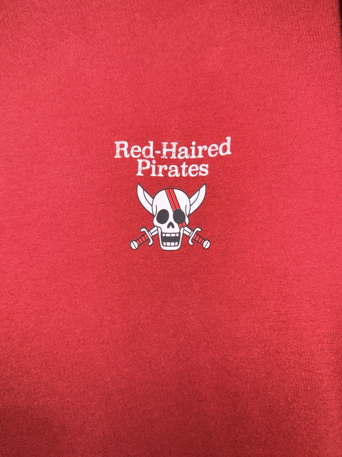 Uniqlo UT x One Piece Film Red Haired Pirates Graphic T-shirt Size XL Excellent gallery