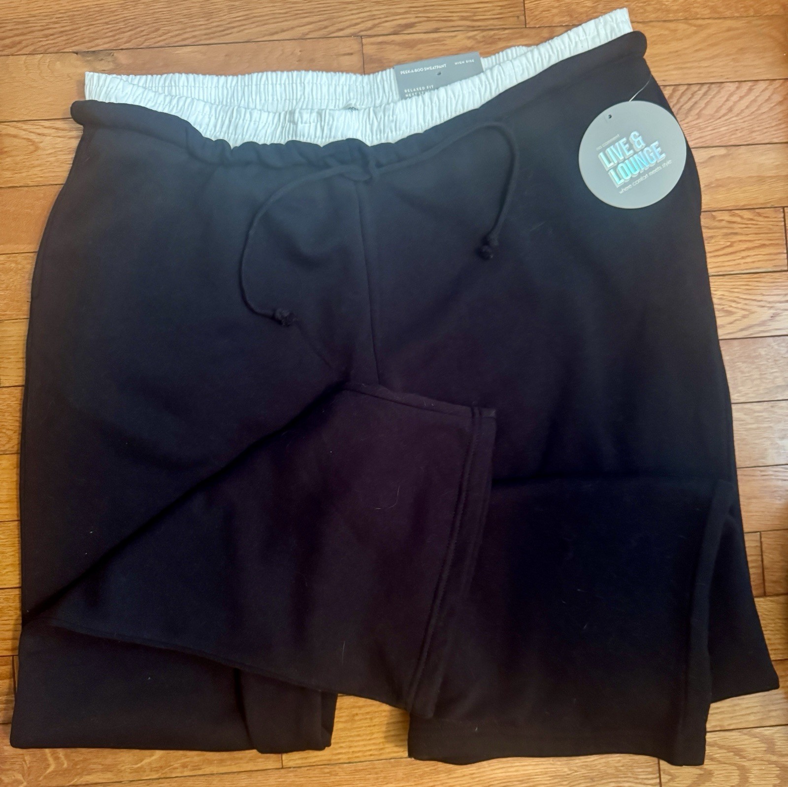 NWT No Comment Plus Relaxed Fit, High Rise Peek-A-Boo Sweatpants, Black Size 2X gallery