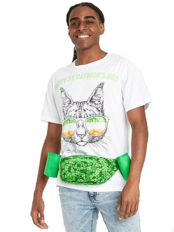 St. Catrick’s Day Men’s T-Shirt with Fanny Pack  (2XL) NWT